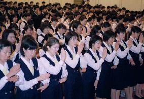 Ito-Yokado's new employees practice sign language